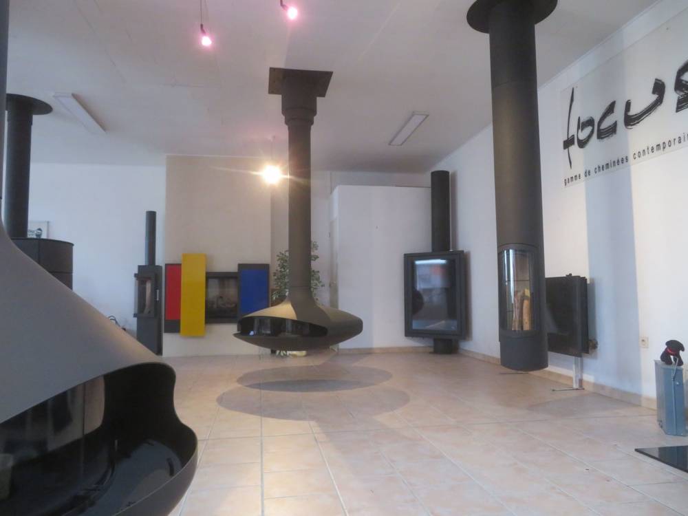 Show room FOCUS1.jpg