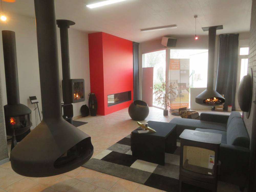 Show room FOCUS4.jpg